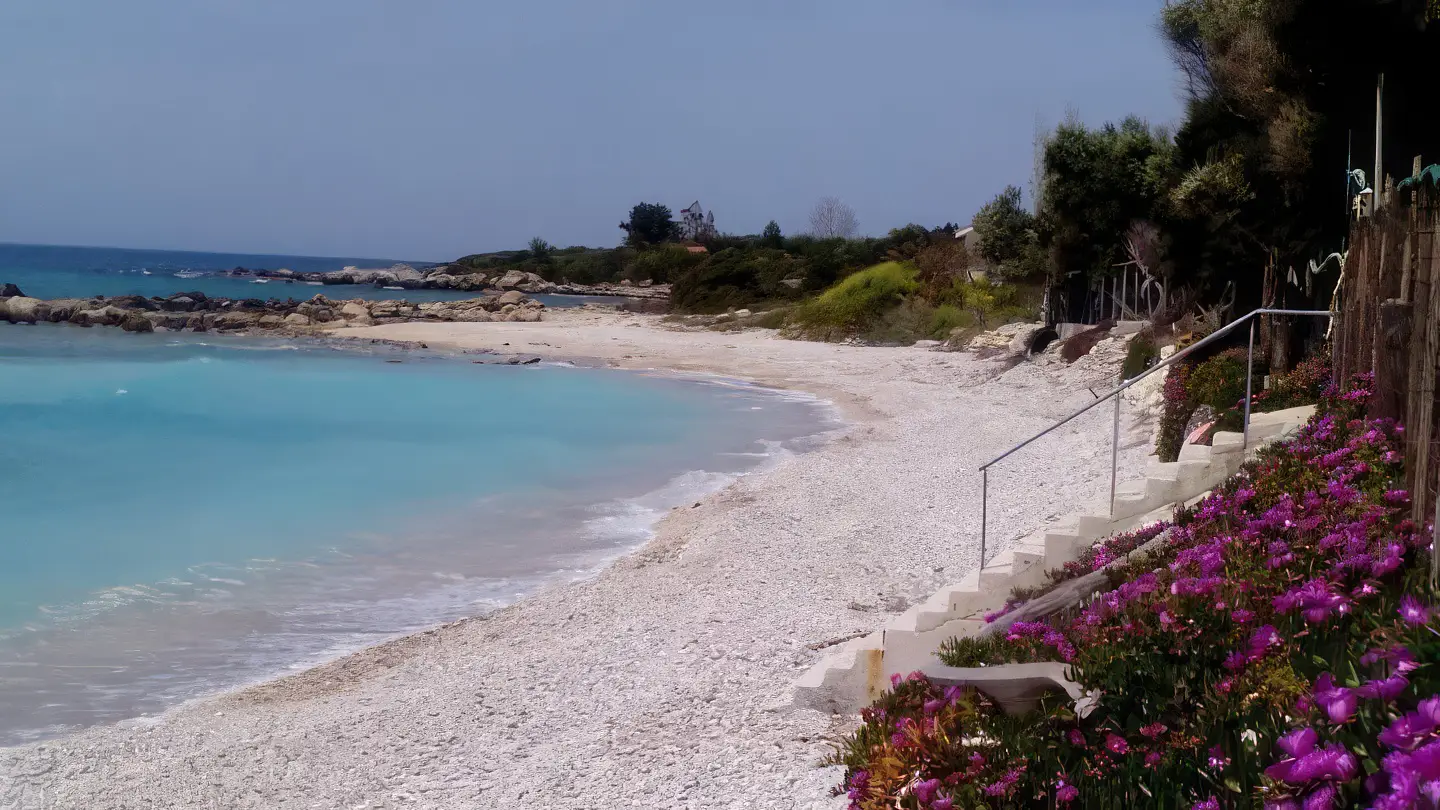 Ακρογιάλι Δωμάτια και Κάμπινγκ Πρέβεζα